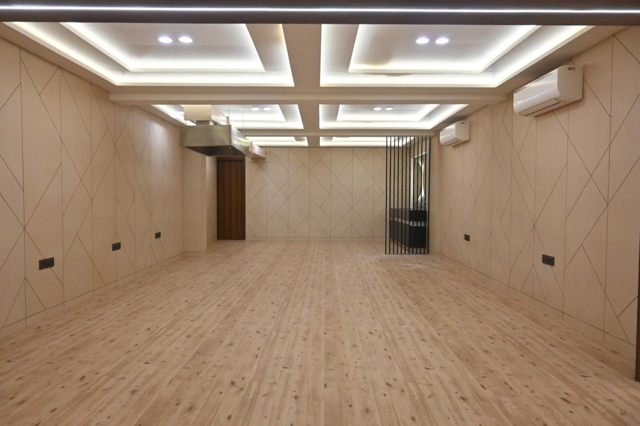 Hotel Privya Rooms And Banquet 수라트 외부 사진