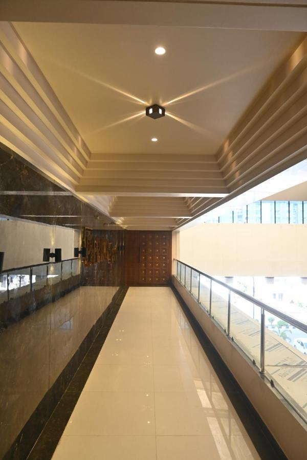 Hotel Privya Rooms And Banquet 수라트 외부 사진