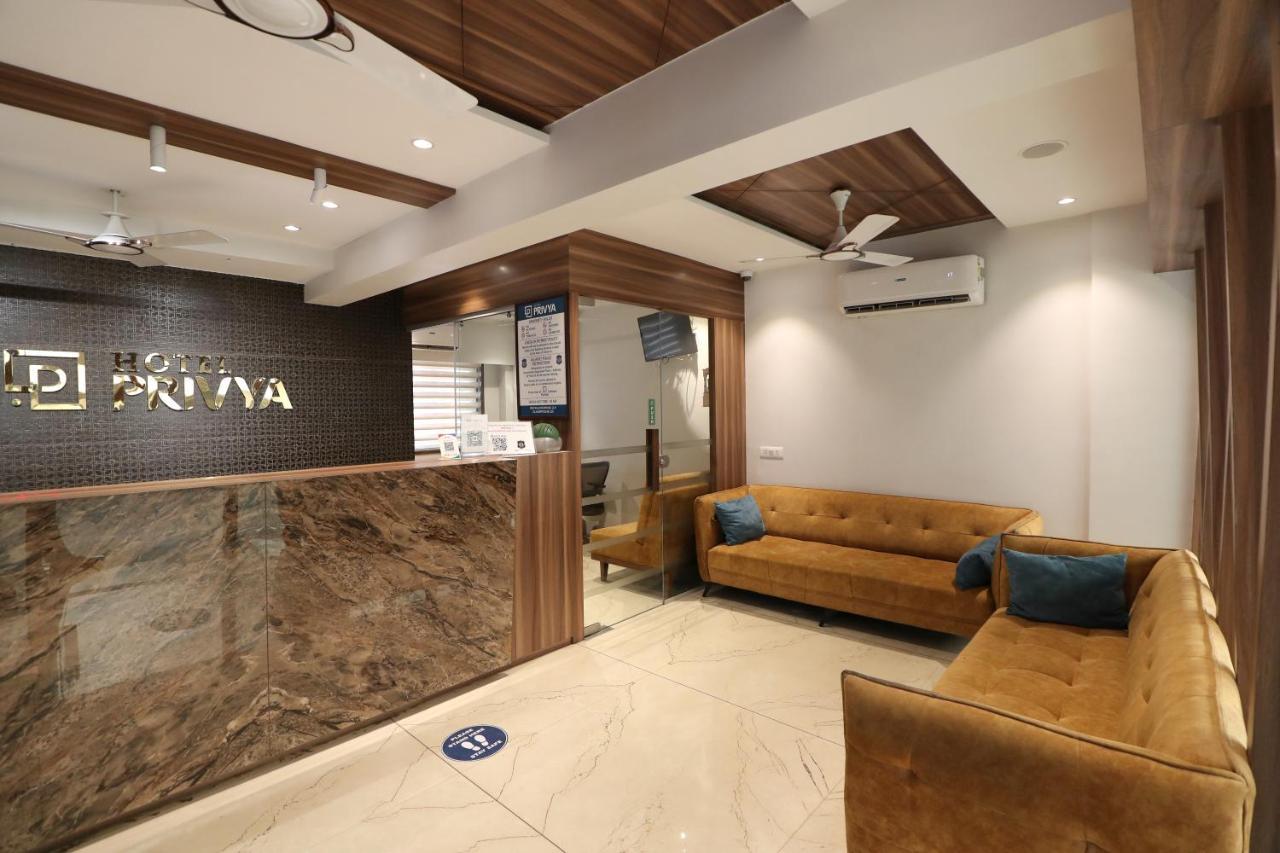 Hotel Privya Rooms And Banquet 수라트 외부 사진