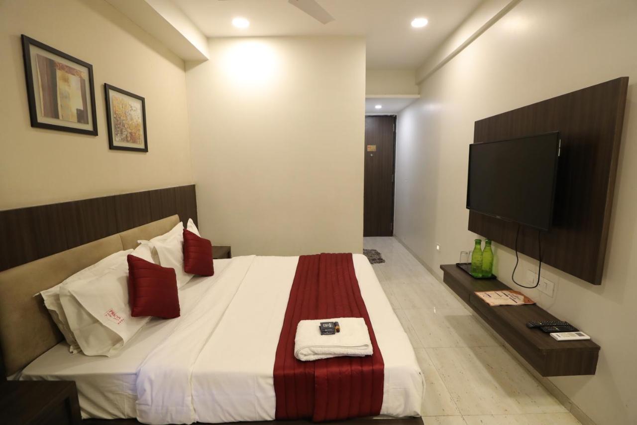 Hotel Privya Rooms And Banquet 수라트 외부 사진