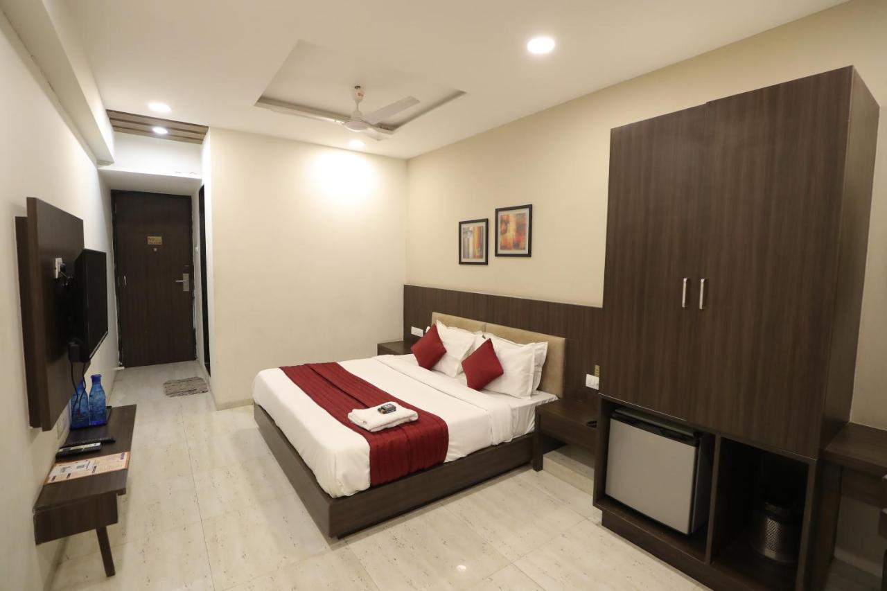 Hotel Privya Rooms And Banquet 수라트 외부 사진